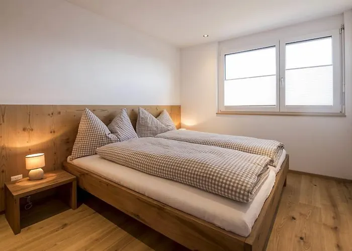 Apartament Huwetz 2 *